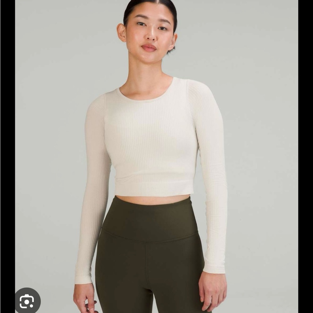 Lululemon Ebb to street long sleeve